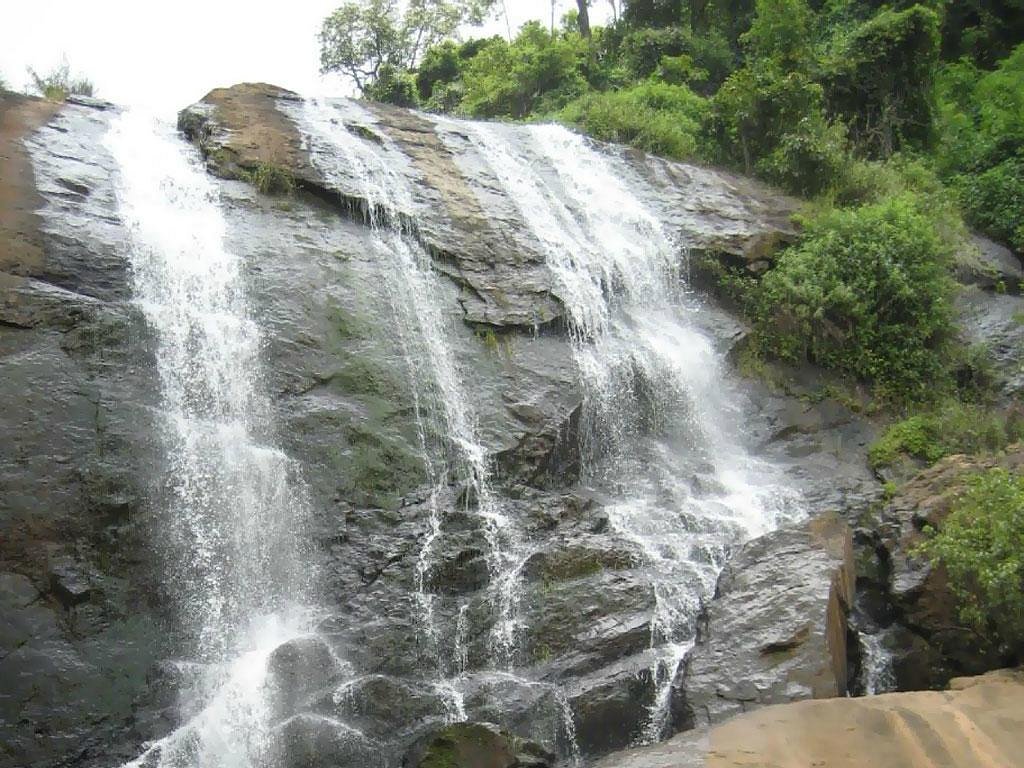 Ooty, Kalhatti Falls